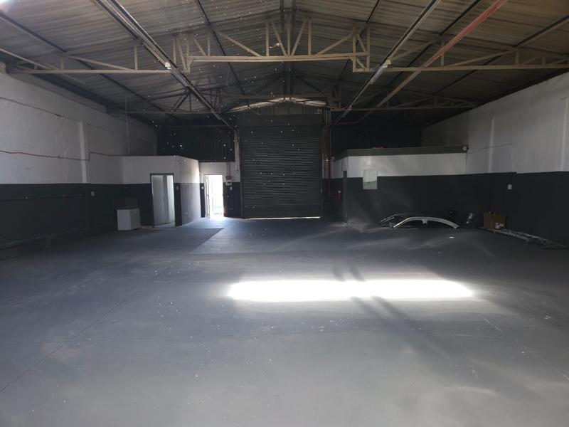 To Let commercial Property for Rent in Elsies River Industrial Western Cape